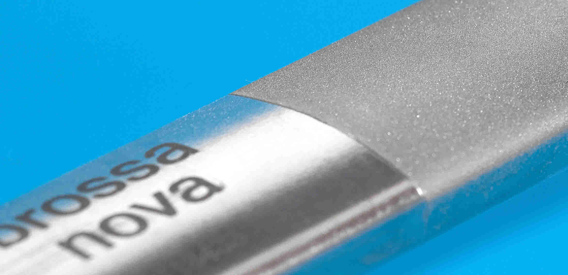 Brossa Nova +3 Hybrid-Spülbürste, KÜCHENMESSER SCHÄRFT MAN NASS - AM BESTEN GLEICH BEIM SPÜLEN – Bild 3